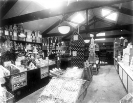 Photo:Interior view of D.Dubowski's Stores, 136 Church Street 1922