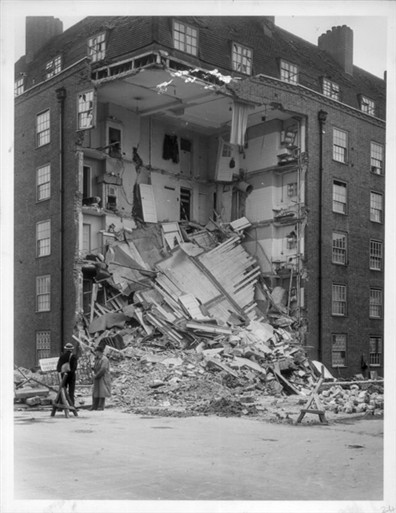 Photo:View of bomb damage to Whitfield House, Salisbury Street taken from the junction with Broadley Street in May 1941